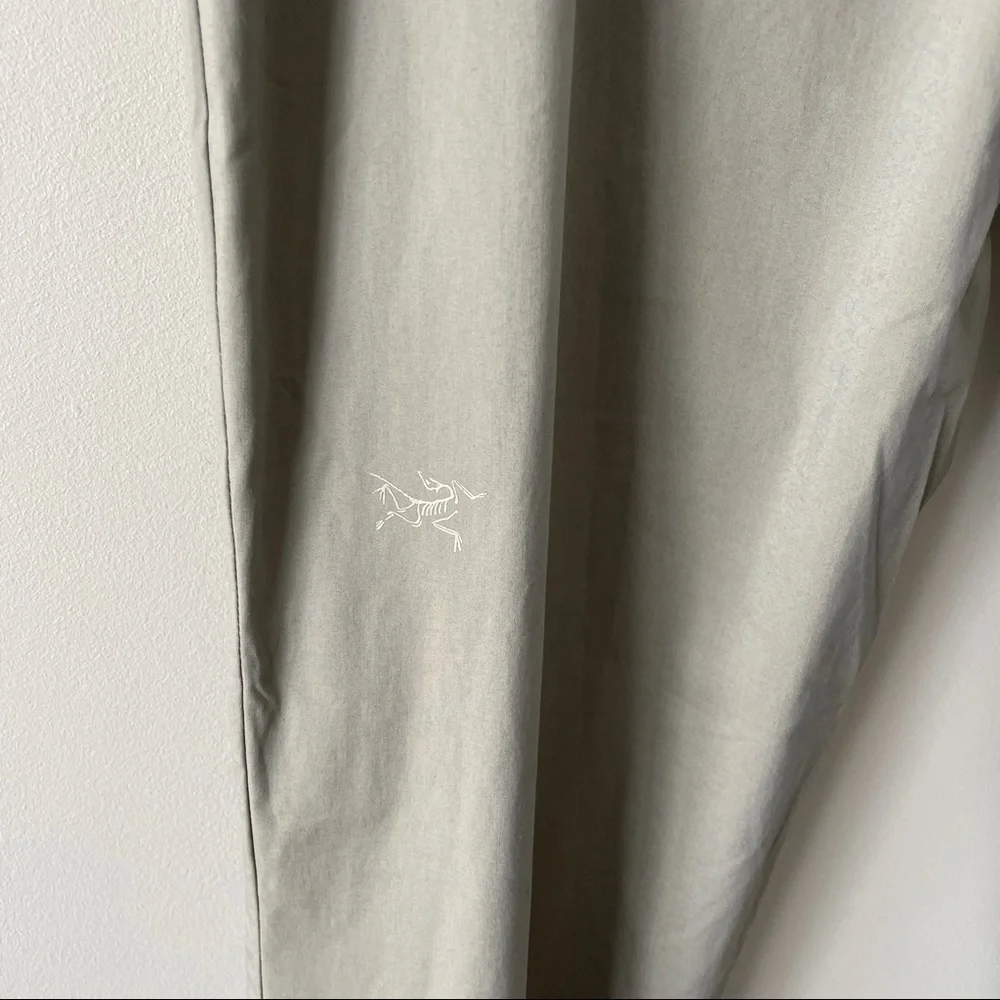 Arc’teryx Grey Cotton Jogger Pants Womens 6 - Picture 4 of 8